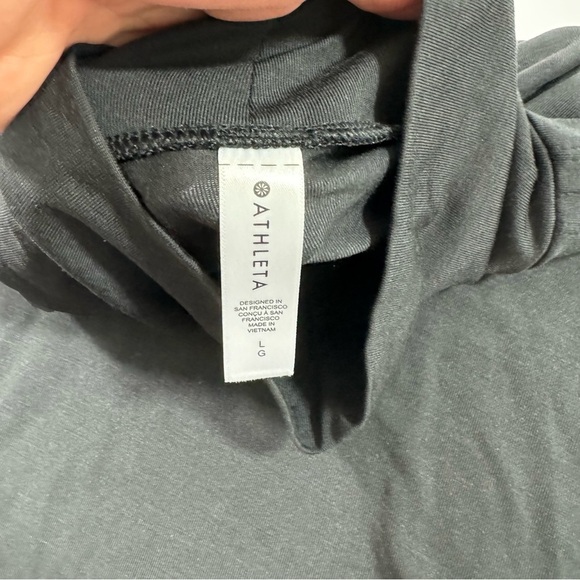 Athleta Cold Shoulder Top Long Sleeve Black Size Large - Picture 6 of 9